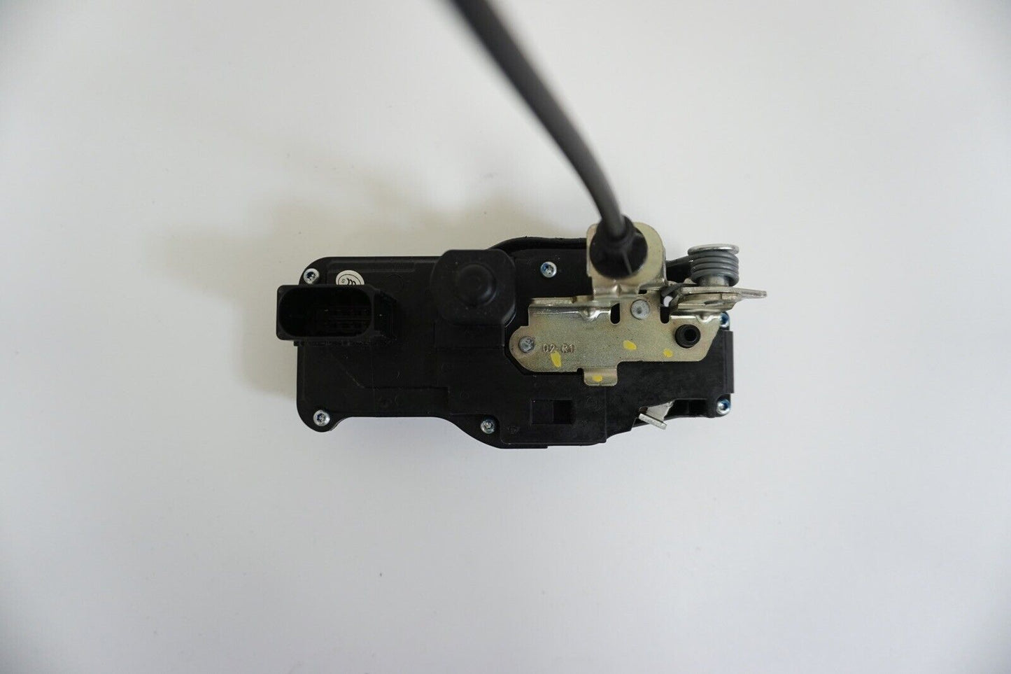 Tesla Model S (2012-2017) OEM RH Front Door Lock Latch 6008912-00-C