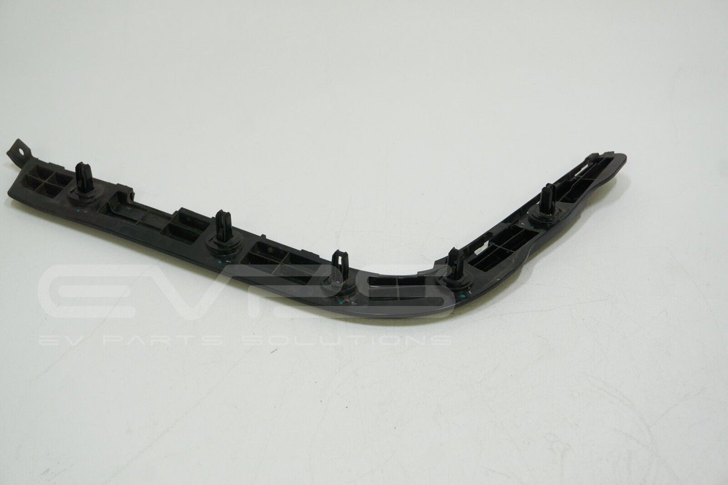 Tesla Model 3 (2017-2022) OEM RH Rear Bumper Bracket 1083991-00-G