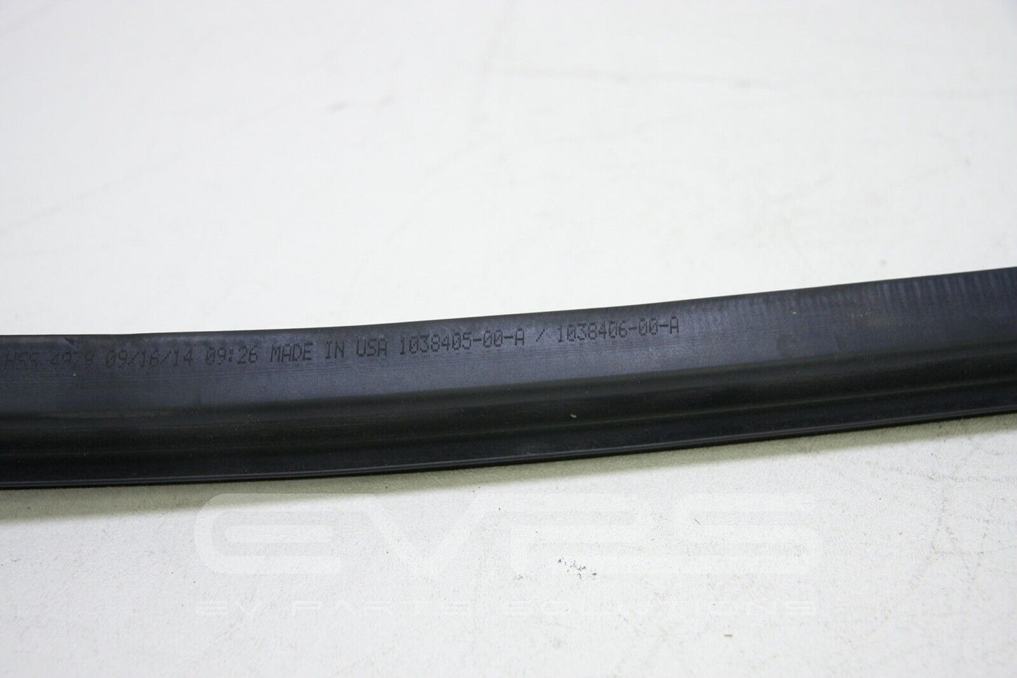 Tesla Model S 2012-2016 OEM Front Door Belt Seal LH/RH Weatherstrip 1038405-00-A