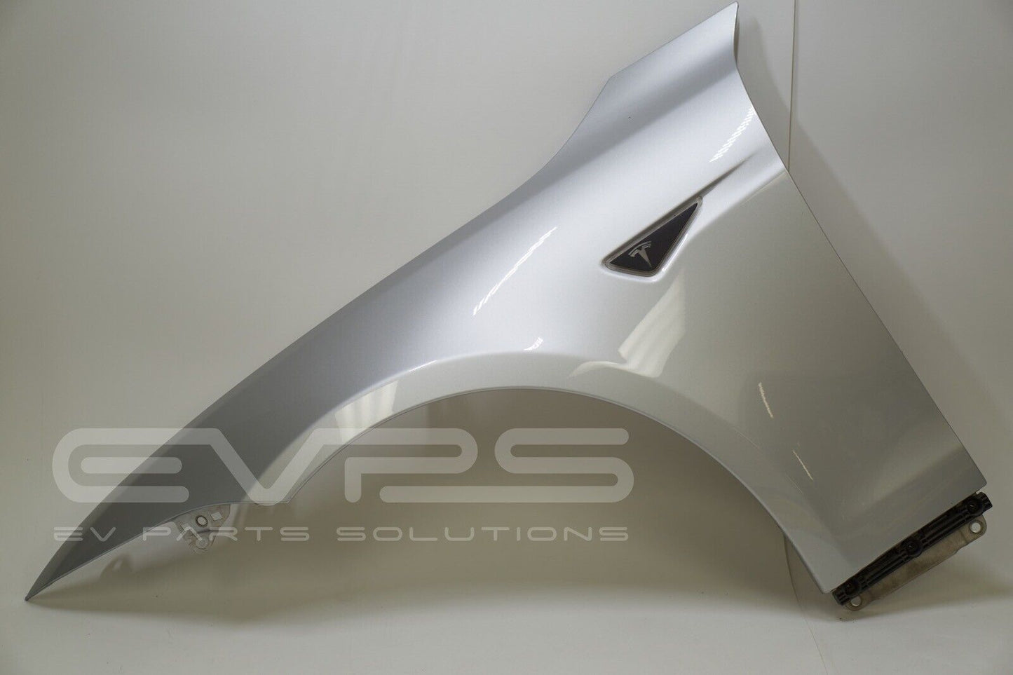 Tesla Model S (2012-2019) OEM LH Driver Fender Silver PMSS 6008022-02-D