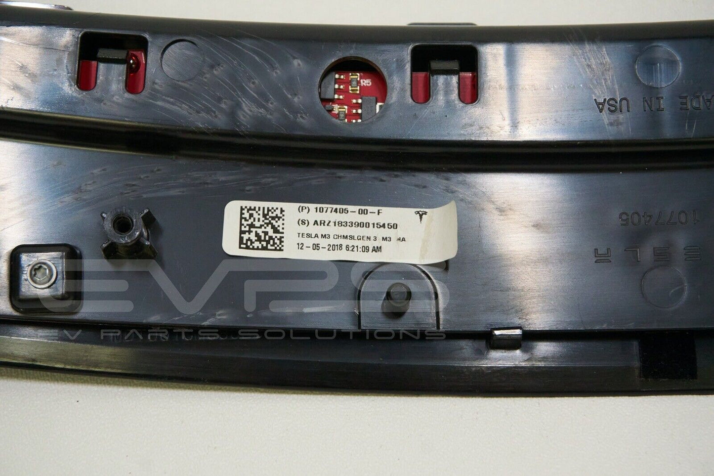 2017-2021 Tesla Model 3 OEM 3rd Brake Light Assembly 1077405-00-F