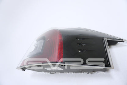 Tesla Model S (2012-2017) OEM RH Exterior Tail Light 6005919-00-D