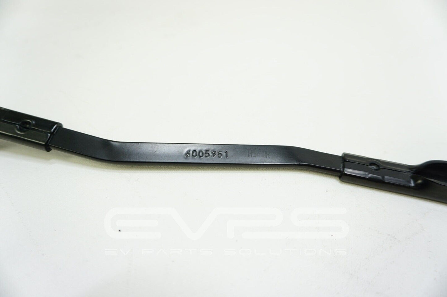 Tesla Model S (2012-2017) OEM Left Windshield Wiper Arm 6005951-00-C