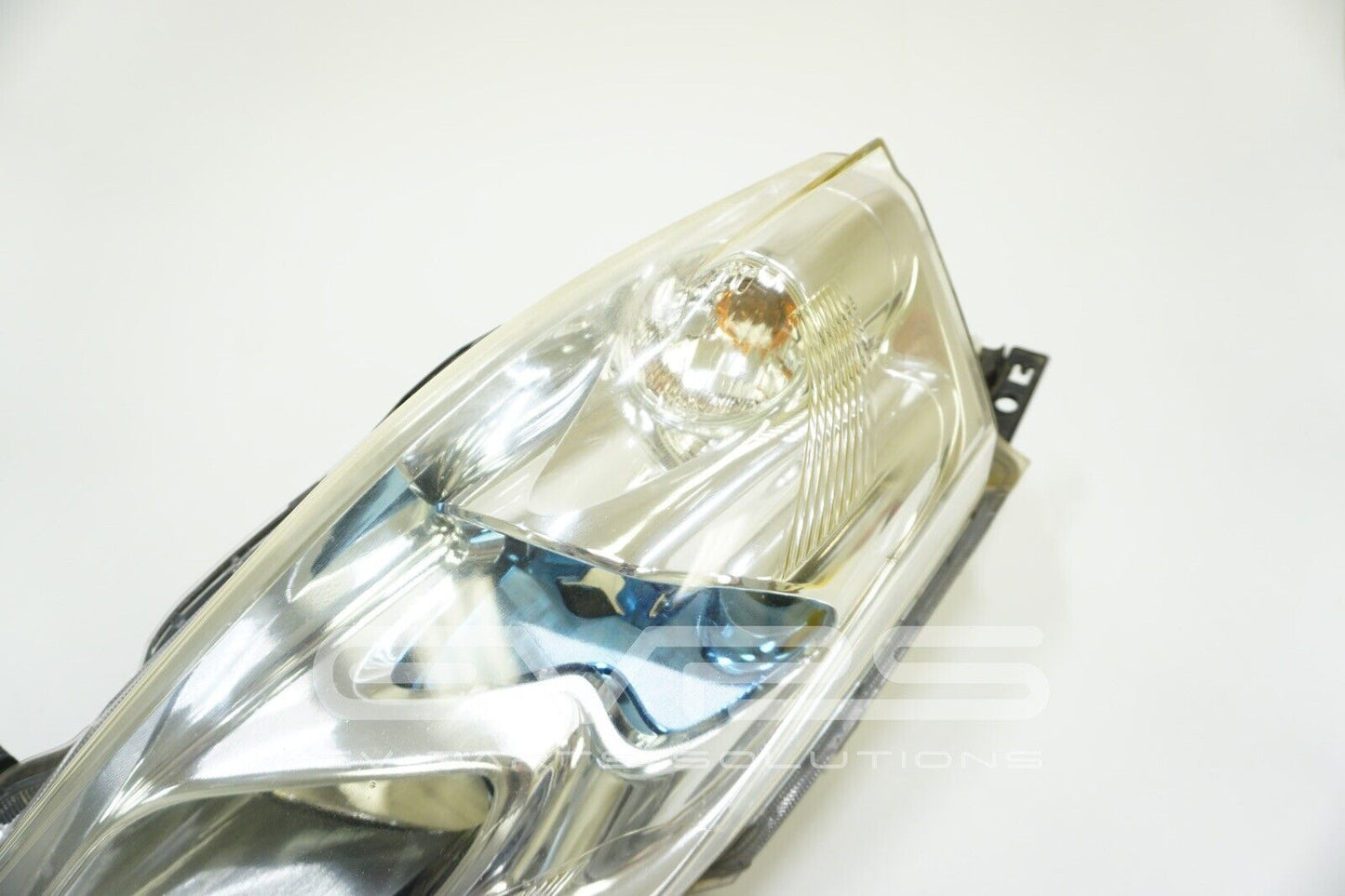 2012 Nissan Leaf OEM Driver Left Hand Headlight Assembly