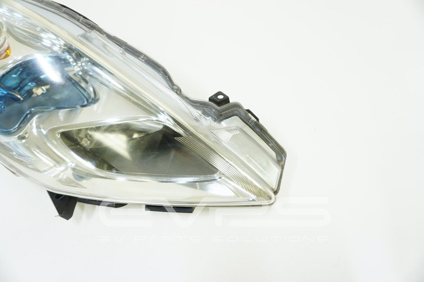 2012 Nissan Leaf OEM Passenger Right Hand Headlight Assembly